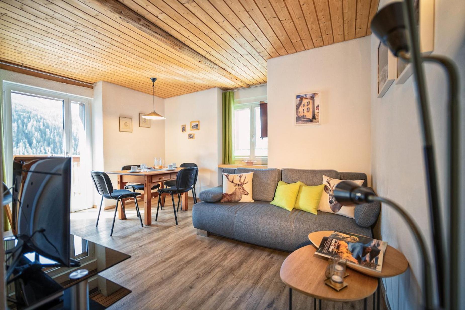 Chasa Gisep Apartment Scuol Luaran gambar